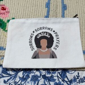 Queen Charlotte White Pouch NEW
